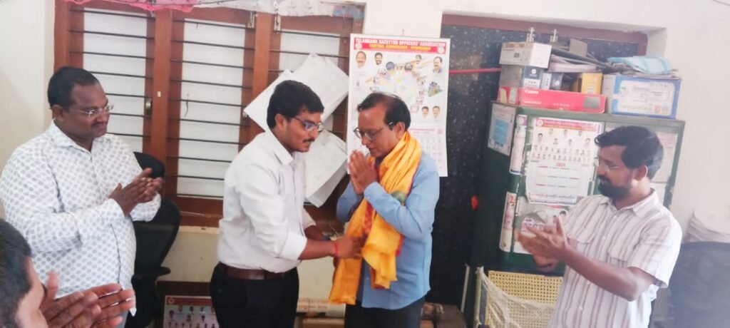 రక్తదానం గొప్పది  మున్సిపల్ కమిషనర్ చెరుకు సాయికుమార్ 