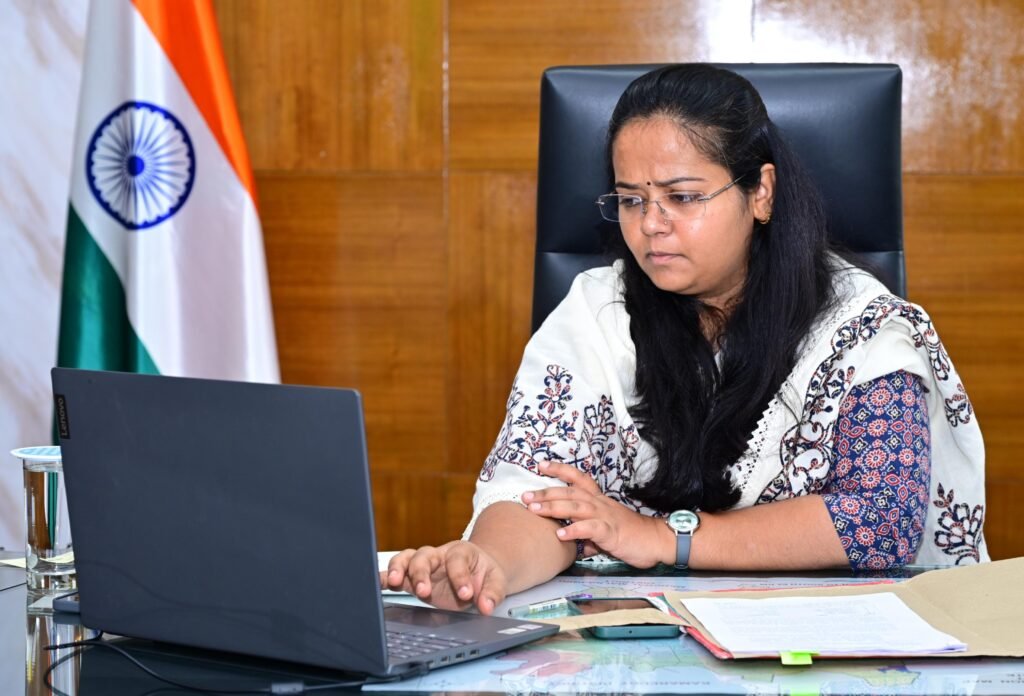 నూతన భవన నిర్మాణాలకు స్థల పరిశీలన వేగవంతం చేయాలి: జిల్లా కలెక్టర్ ప్రతిమా సింగ్