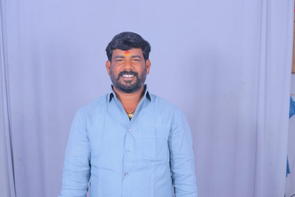 అర్హులైన ప్రతి ఒక్కరూ ఓటరుగా నమోదు చేసుకోవాలి కొండాపూర్ సర్పంచ్ రాము యాదవ్ పిలుపు