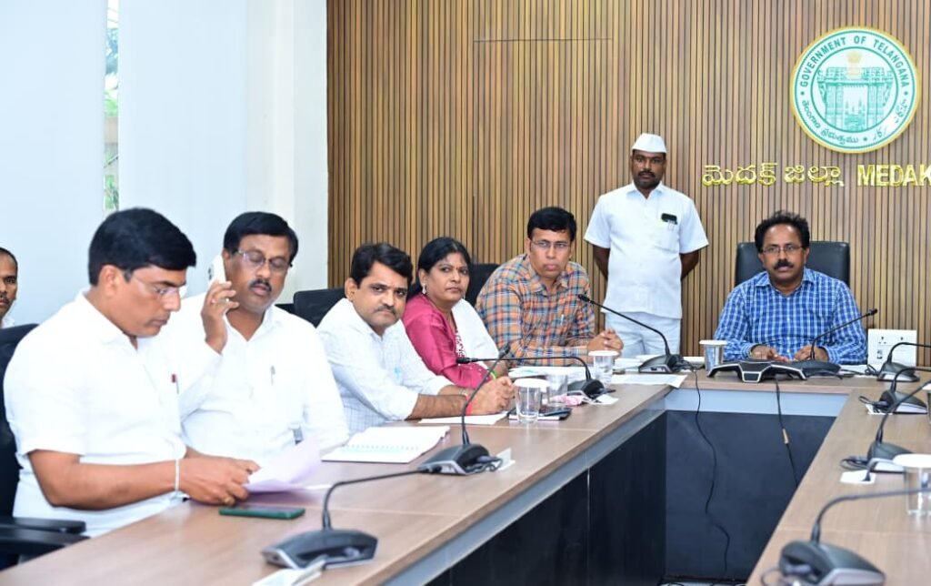 దివ్యాంగుల యూడీఐడీ కార్డుల జారీ వేగవంతం చేయాలి: అదనపు కలెక్టర్ నగేష్