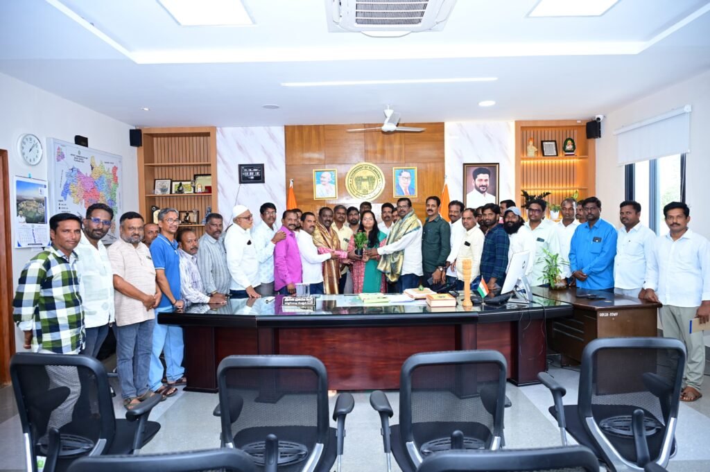 ప్రభుత్వ పథకాలను ప్రజలకు చేరవేయడంలో మీడియా పాత్ర మరువలేనిది