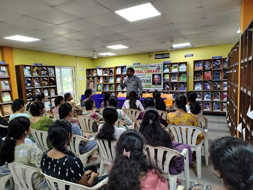గ్రంథాలయాన్ని సద్వినియోగం చేసుకోవాలి