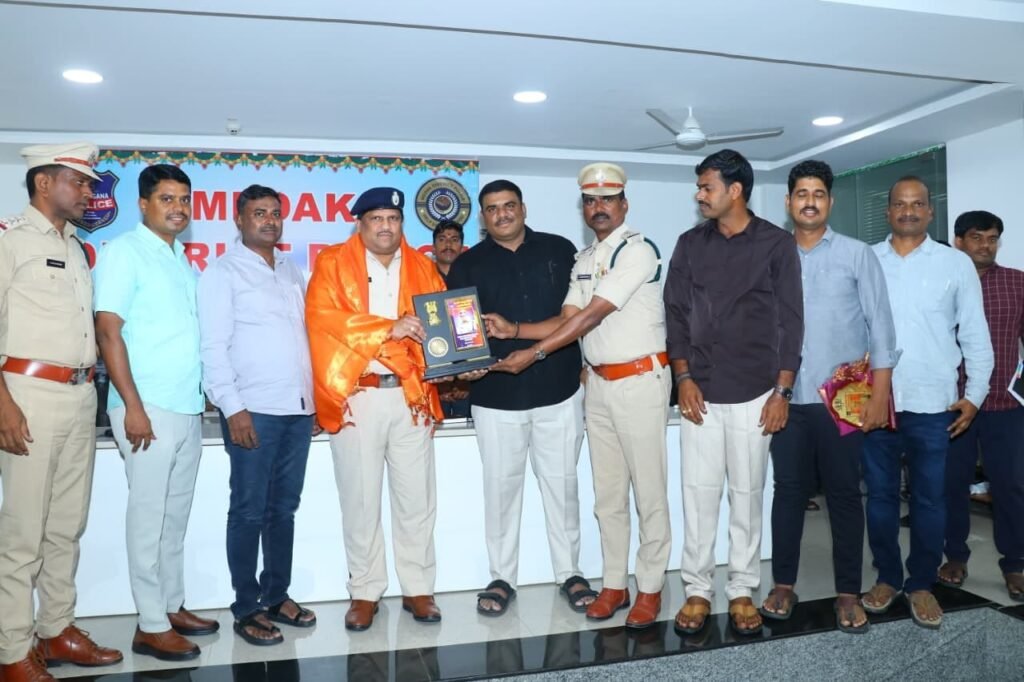 జిల్లా పోలీస్ అధికారుల సంఘానికి నూతన కార్యవర్గం