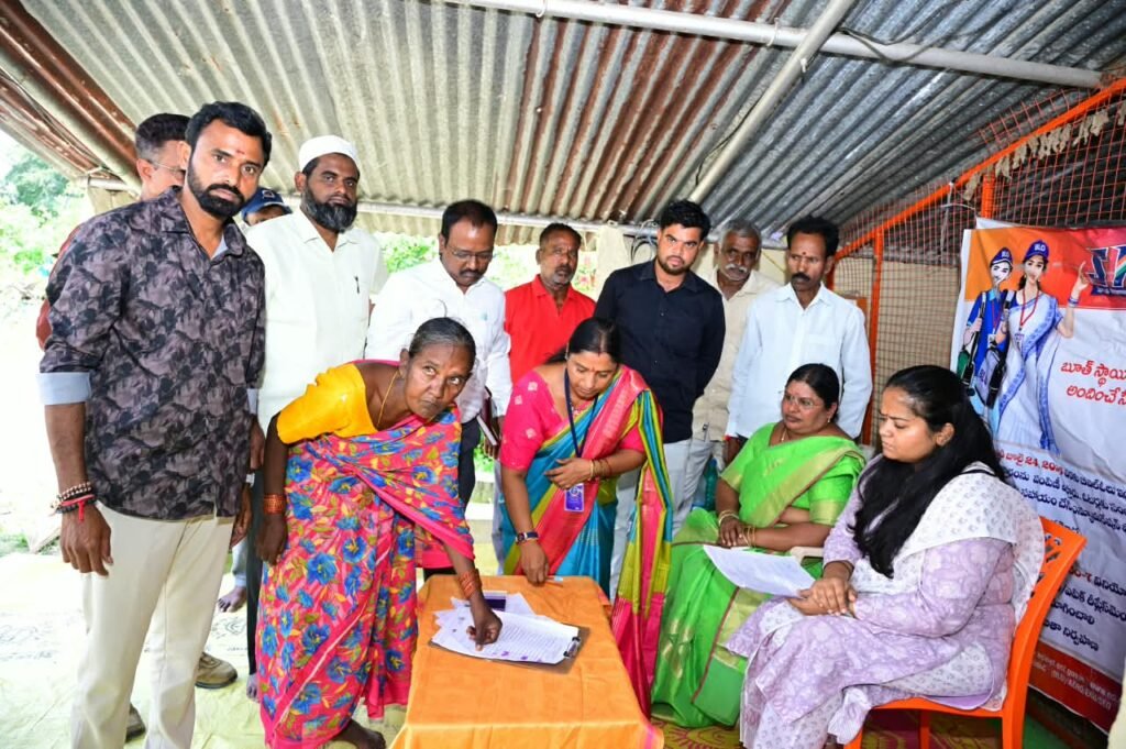 ఎస్‌ఐఆర్‌ నోటీసుల విచారణ వేగవంతం చేయాలి: జిల్లా కలెక్టర్ ప్రతిమా సింగ్
