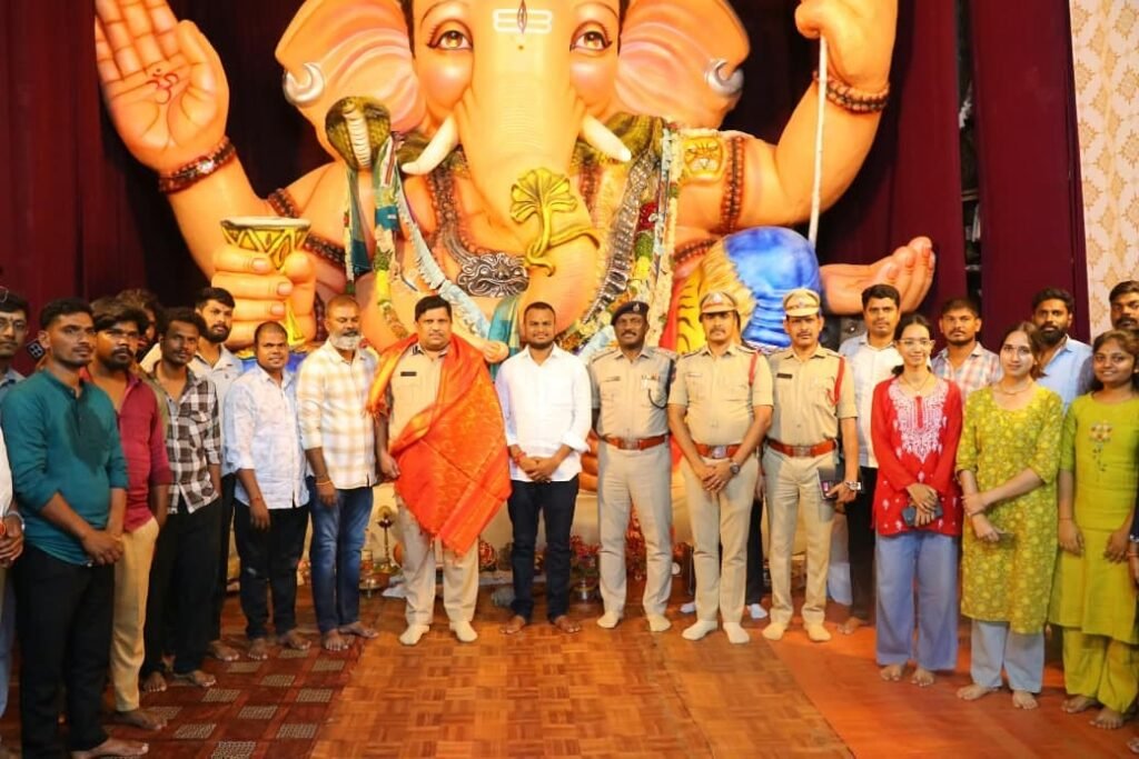 సీసీ కెమెరాలతో నిరంతర నిఘా
