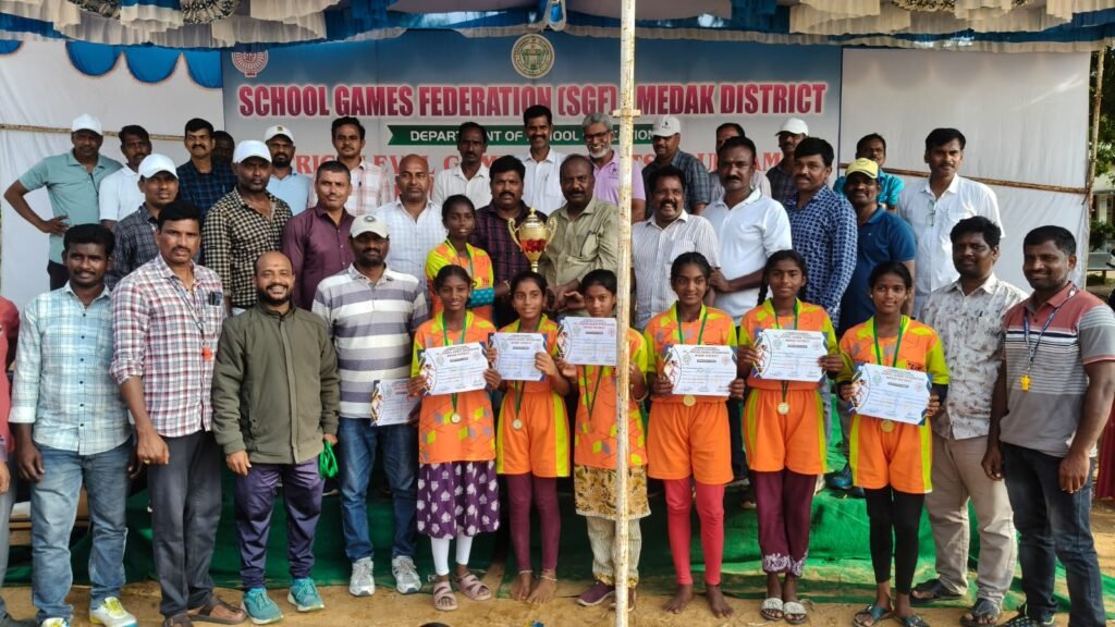 క్రీడల్లో రాణిస్తే ఉద్యోగాల్లో 2 శాతం రిజర్వేషన్‌ను సద్వినియోగం చేసుకోవాలి