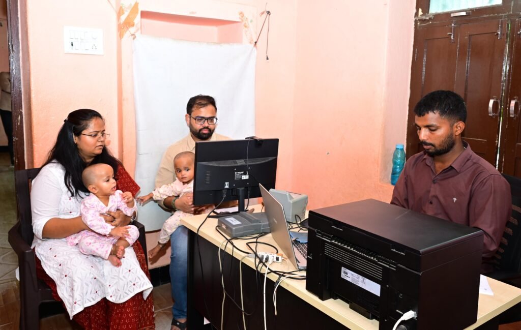 బాల ఆధార్ నమోదును వేగవంతం చేయాలి