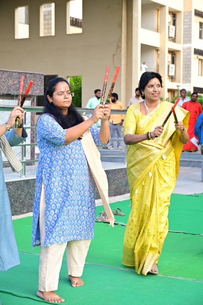మెదక్‌లో అంబరాన్నంటిన బతుకమ్మ సంబరాలు